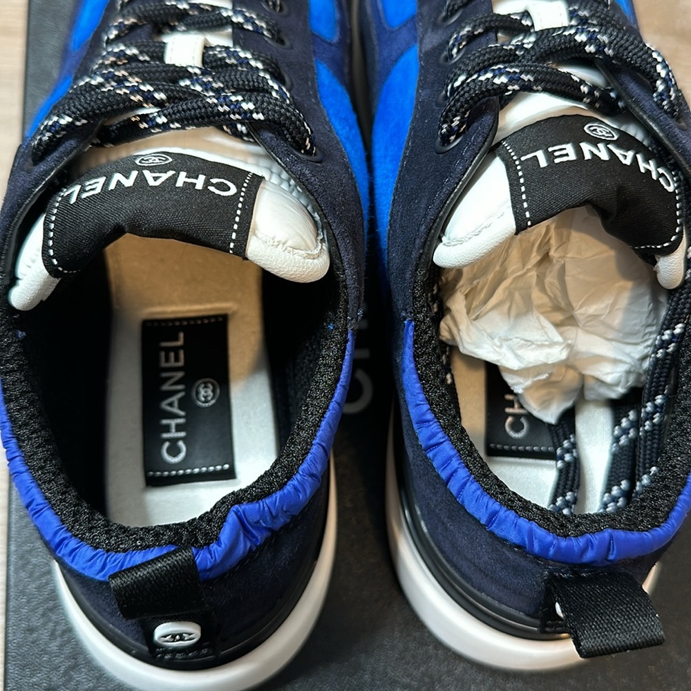 Chanel Sneakers Blue 38.5 - Picture 7 of 10